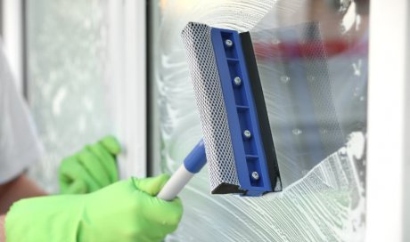 Professionnel pour lavage de vitres chez un particuliers à Montbrison